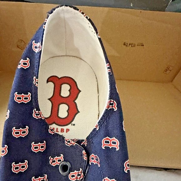 NWT BOSTON RED SOX SNEAKERS ROW ONE MENS SIZE US 11 UK 10 EUR 44.5 NAVY LOGO - Picture 2 of 3